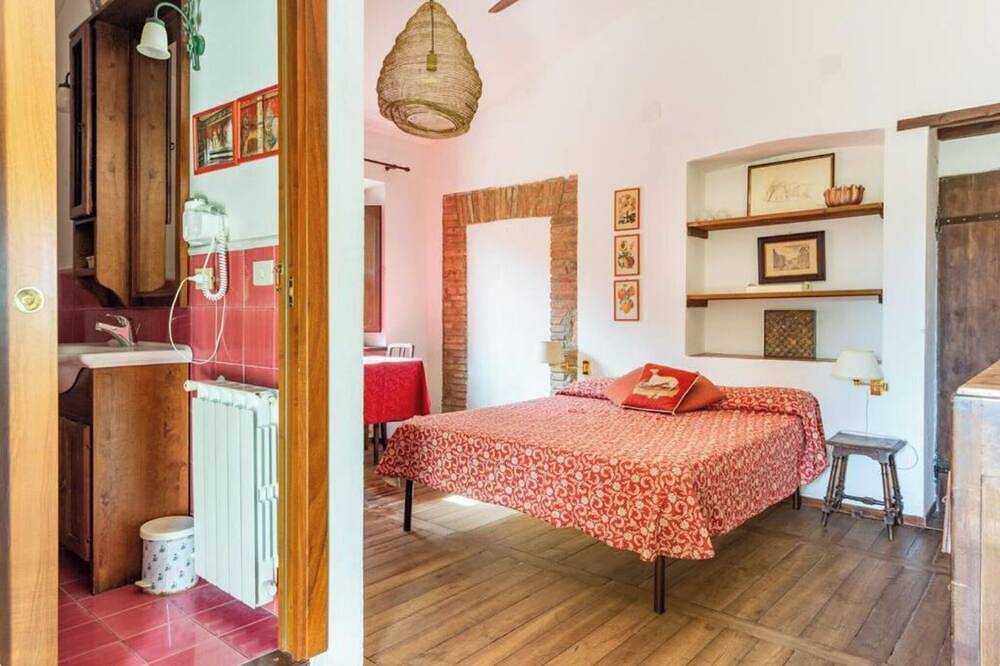 Casale Piantata - Beautiful farmhouse with pool nestled in the countryside of Orte in Orte, Terni Provinz