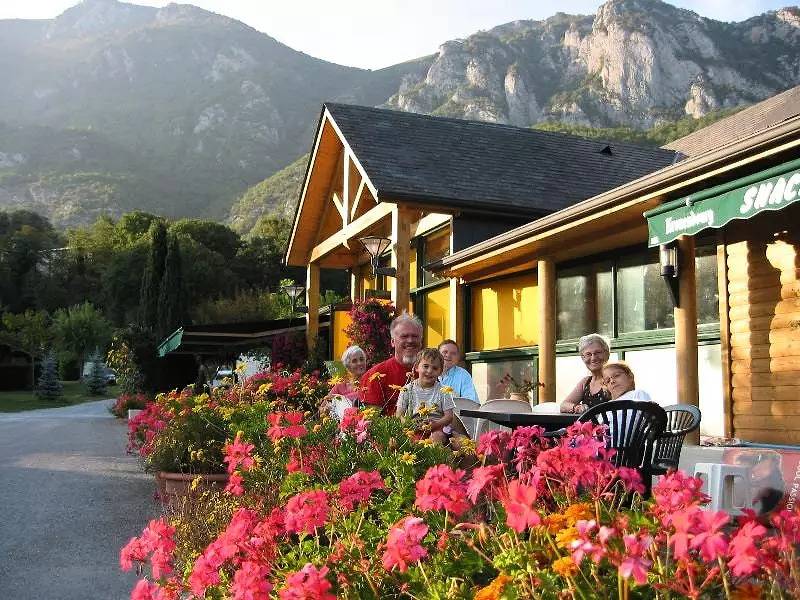 Chalet des Marmottes - 2 chambres = draps + serviettes +ménage 4 personnes in Agos-Vidalos, Pyrénées
