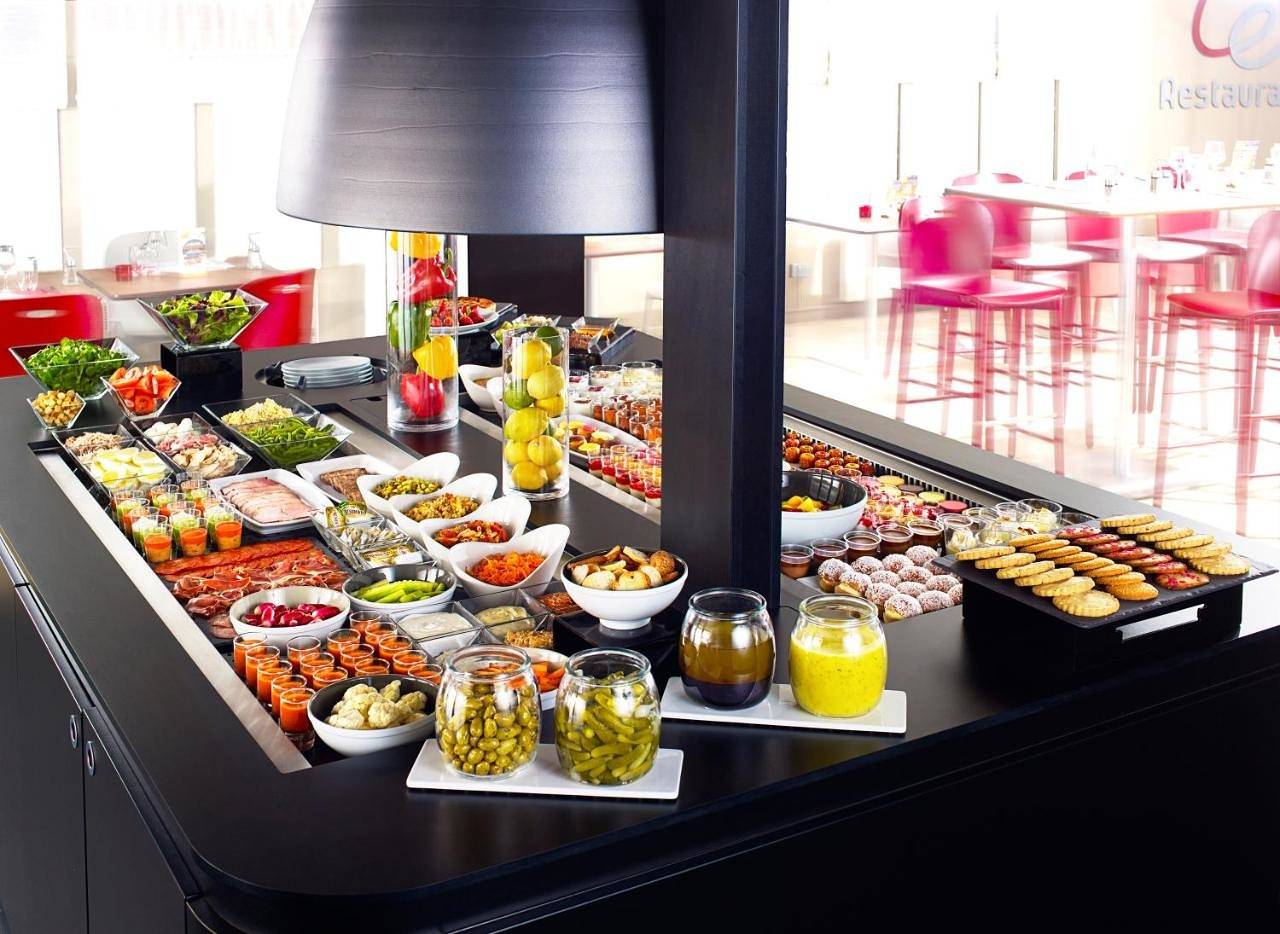 Hôtel pour 4 personnes avec terrasse in Saint-Étienne-du-Rouvray, Région de Rouen