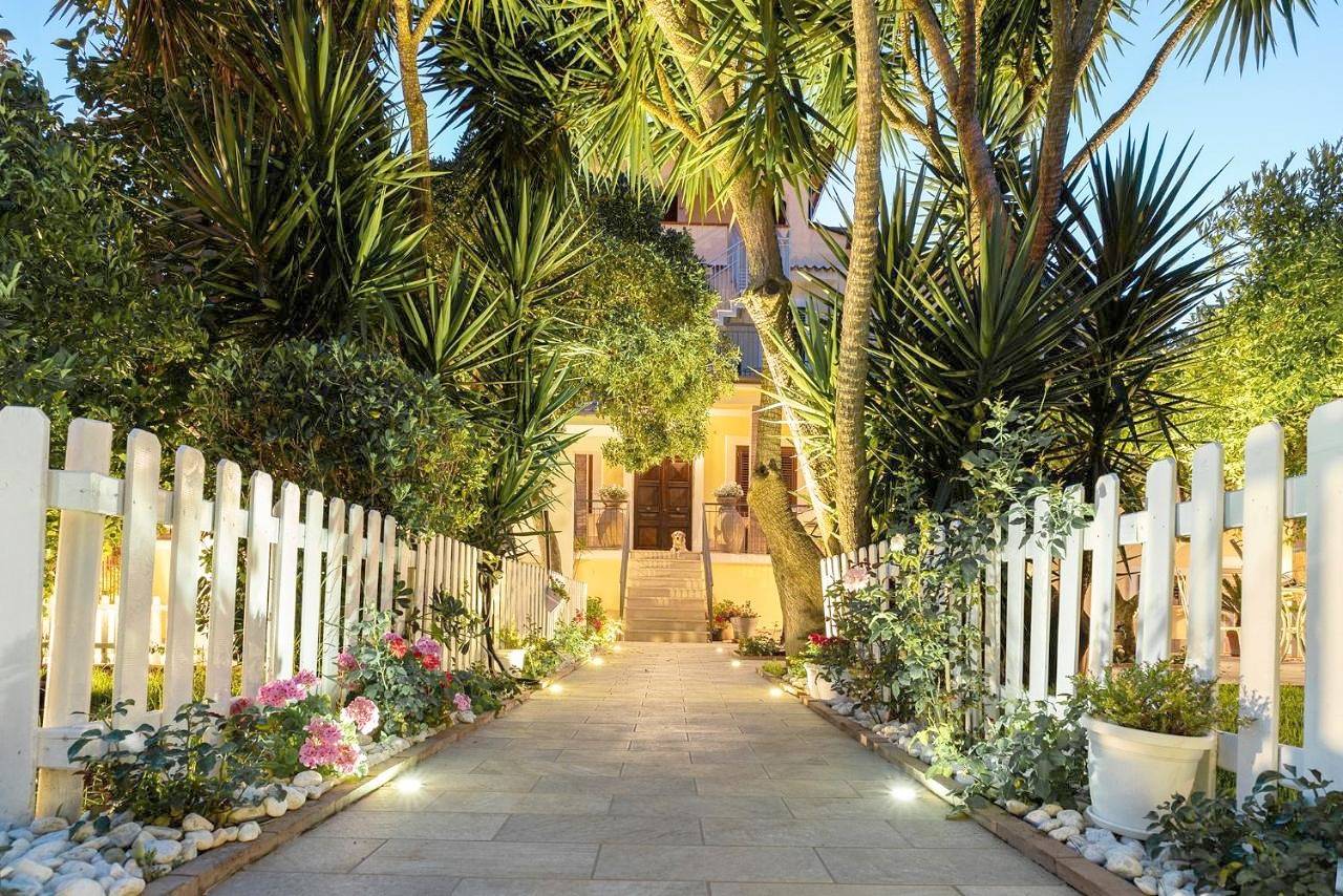 Double Room with Balcony and Sea View in Santa Maria di Castellabate, Castellabate