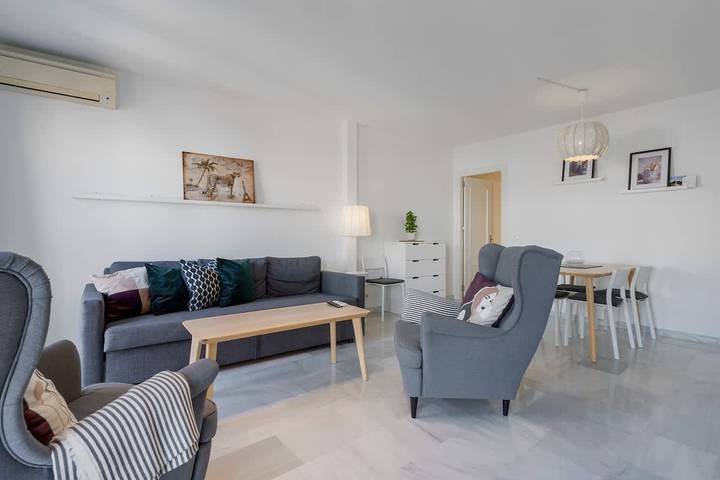 Ganze Ferienwohnung, Best location apartment by Costarentals in Fuengirola Zentrum, Fuengirola