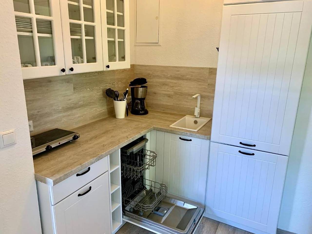Ganze Ferienwohnung, Ferienwohnung "Perle im Grünen" mit Terrasse, Kamin, W-Lan, Garten in Federow, Kargow