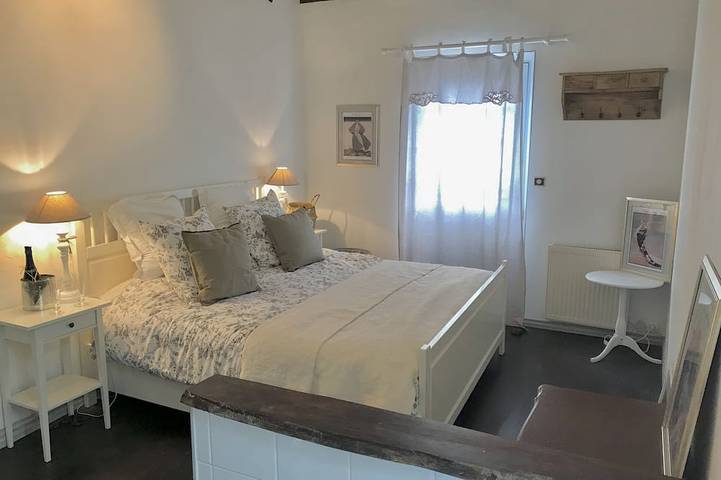 Gîte pour 6 personnes, avec jardin et terrasse, animaux acceptés à Caylus - 2