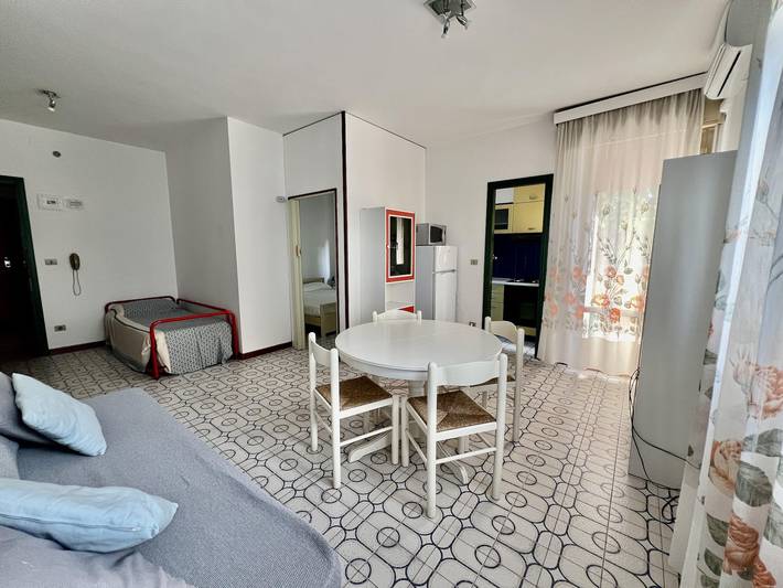 Appartement entier, Appartement de vacances pour 4 personnes avec jardin in Lido di Jesolo, Jesolo-City
