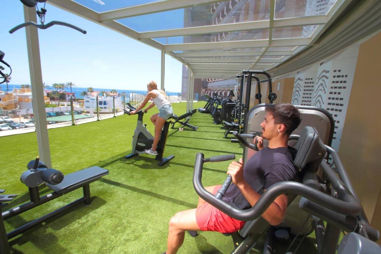 Hl Suitehotel Playa del Inglés - Adults Only in Maspalomas, San Bartolomé de Tirajana
