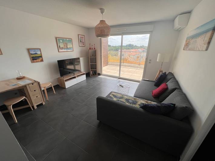 Hel lägenhet, Apartment 'T2 Muses' with Private Terrace, Wi-Fi and Air Conditioning in Le Crès, Medelhavskusten (Frankrike)