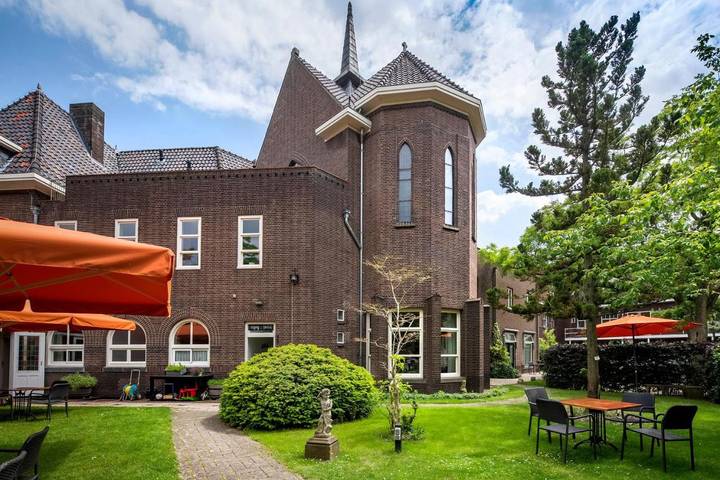 Hôtel pour 4 personnes, avec Terrasse et Jardin à Bois Le Duc