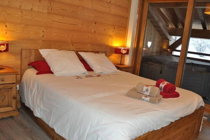 Gîte pour 4 personnes, avec balcon et jacuzzi à Taninges - 4