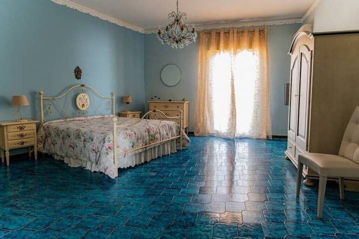 \" La Terrazza sul Tramonto \" Apartment in a villa near the sea in San Leone. in San Leone, Agrigento