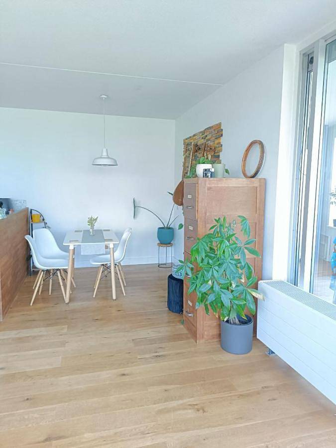 Geheel appartement, Two-Bedroom Apartment in Amsterdam Oost, Nederlandse kust