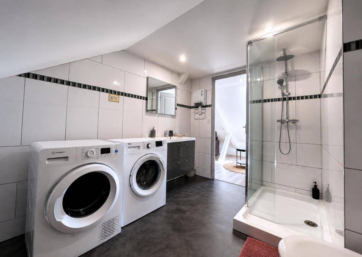 Appartement entier, One-Bedroom Apartment in Bourbourg, Région de Dunkerque