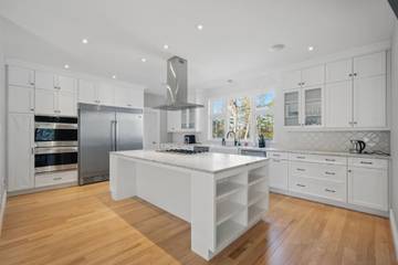 Vacation Rental for 14 Guests in Nova Scotia, Canada, Picture 2