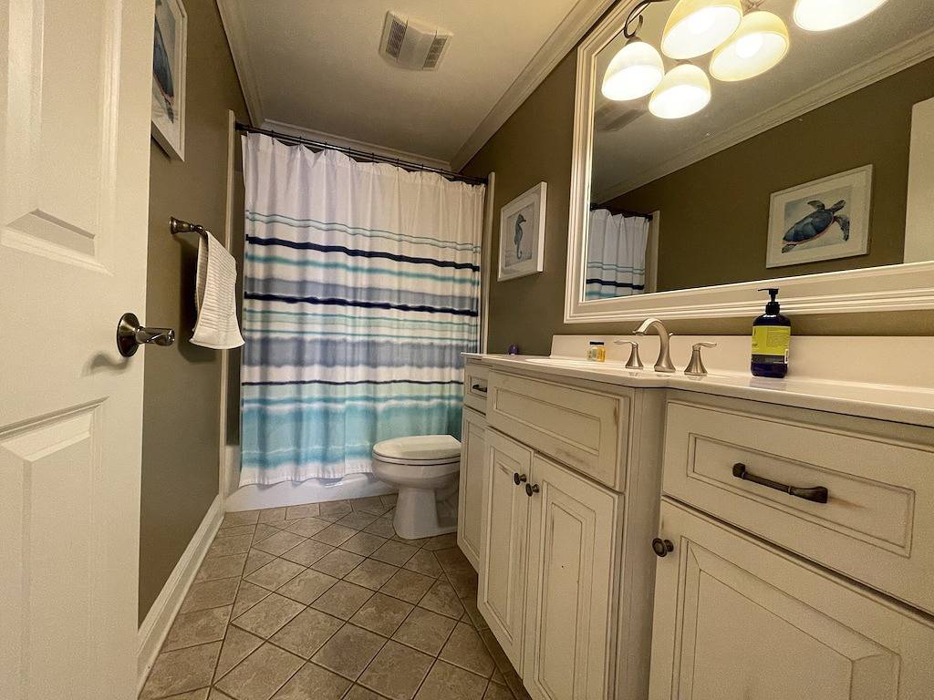 Ganze Wohnung, Südinsel - High End Condo - Schritte zum Strand - kostenfreies Wlan in Tybee Island, Chatham County