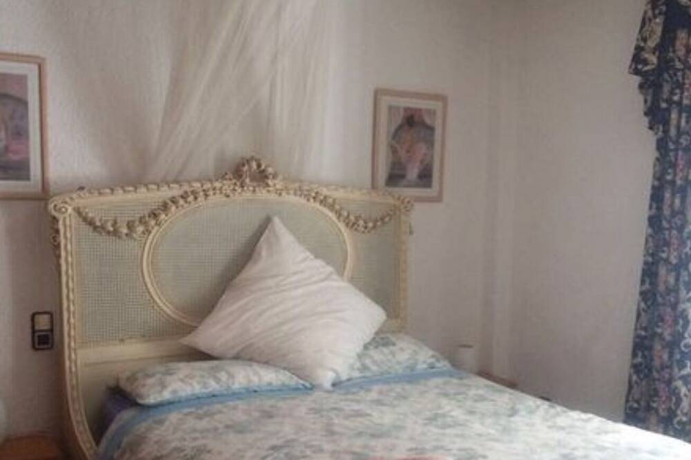 Villa Gan Eden (Free Wifi/parking/Bbq/pool) in La Drova, Barx