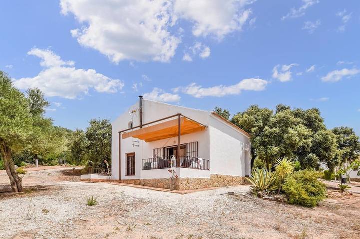 Ferienhaus für 5 Personen, mit Pool und Garten - 1