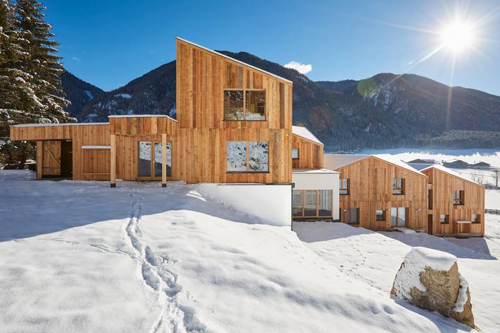 Chalet 'Blasla Olben 2-3P 1' con vistas a la montaña, terraza privada y Wi-Fi in Villgratener Berge, Valle di Casies