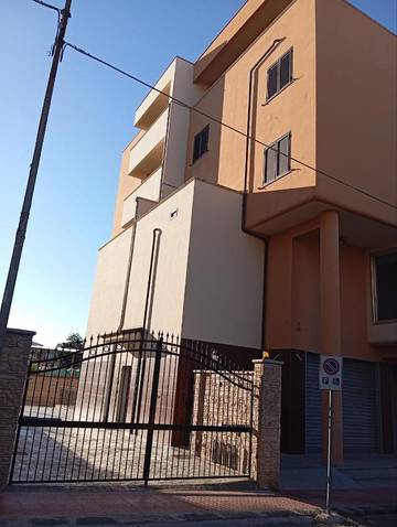 Gîte pour 7 personnes, avec balcon et vue, adapté aux familles à Melito di Porto Salvo
