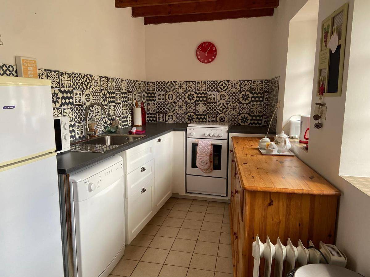 Rose Cottage in Gorges, Région de Coutances