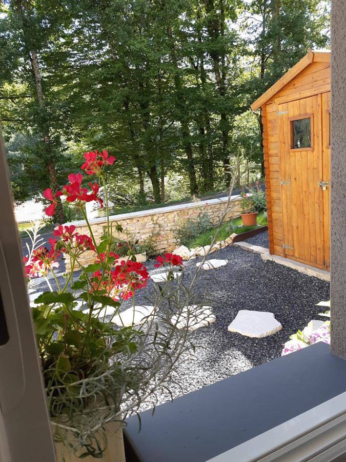 Location de vacances pour 2 personnes, avec jardin à Notre-Dame-de-Sanilhac - 2