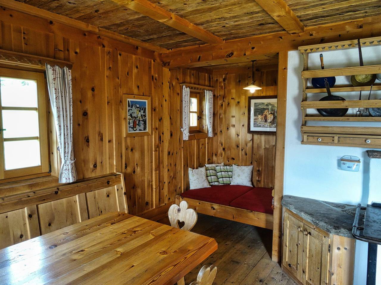 Entire vacation apartment, Bergquellenhütte in Assling, East Tyrol