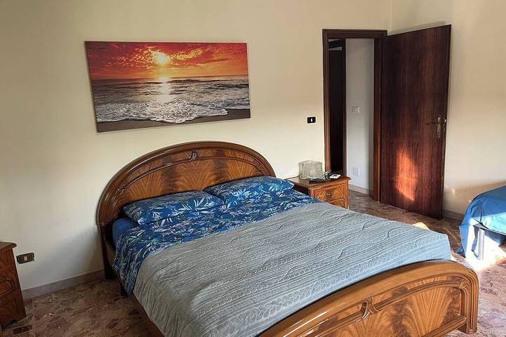 Appartamento intero, Casa con 5 posti letto con annesso un piccolo monolocale con altri 2 posti letto in Budrio, Provincia di Bologna