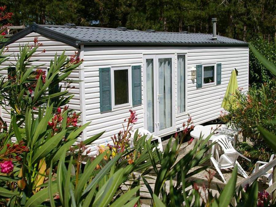 Camping Le Pardaillan - Mobilhome 4 personnes - Cottage in Gondrin, Gers