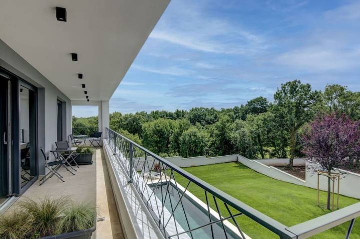 Ferienhaus für 8 Personen, mit Whirlpool und Garten