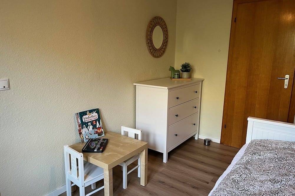 Ganze Wohnung, Frisch renovierte Ferienwohnung im Weingut. in Winningen, Osteifel