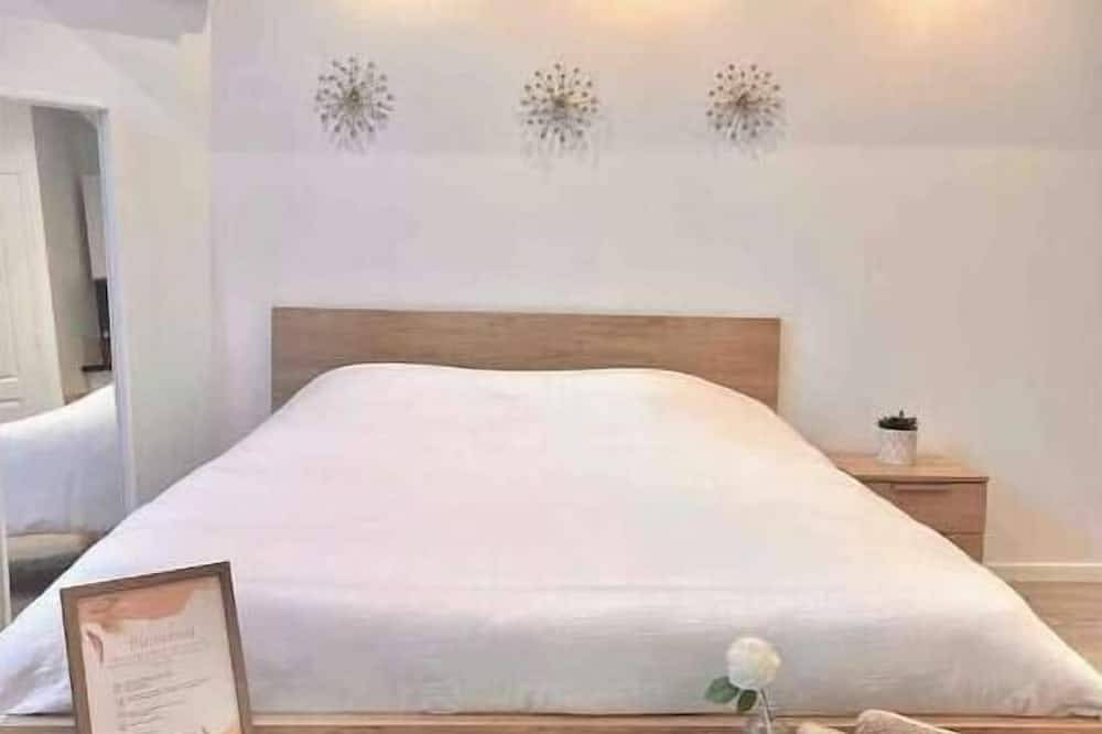 Appartement entier, Studio Beauvais l’élégance in Beauvais, Oise
