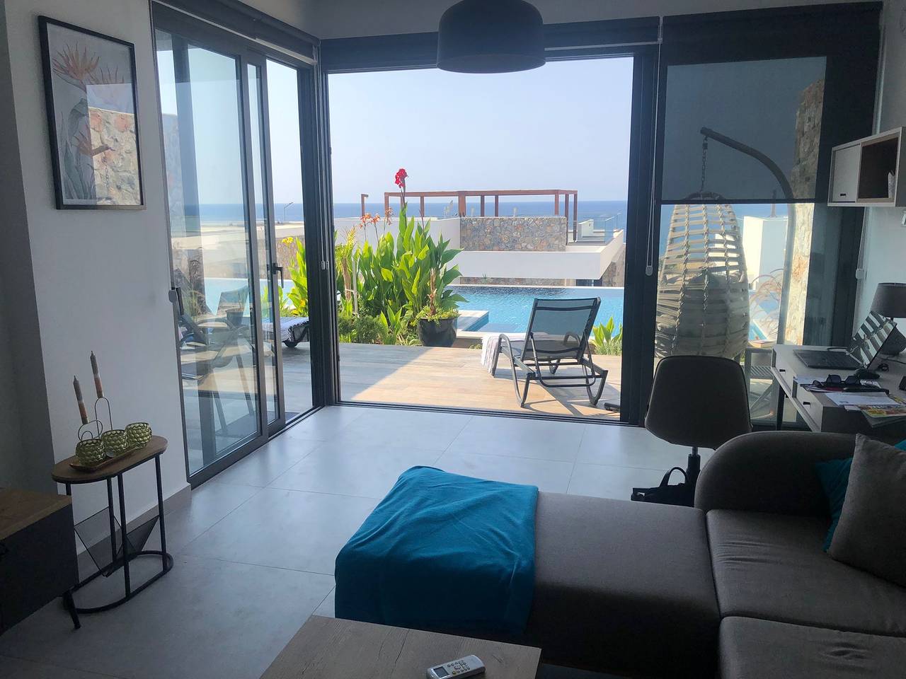 Appartement entier, Oasis en bord de mer avec piscine privée et vue imprenable in Chypre du Nord