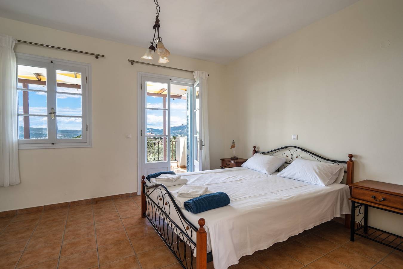 Entire apartment, Apartment 'Krinos' with Sea View, Wi-Fi and Air Conditioning in Katouna, Greece