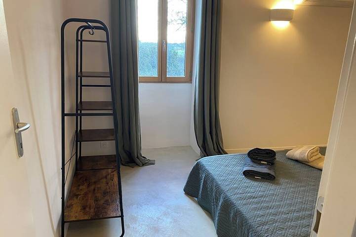Gîte pour 6 personnes, avec jardin à Ribaute-les-Tavernes - 4