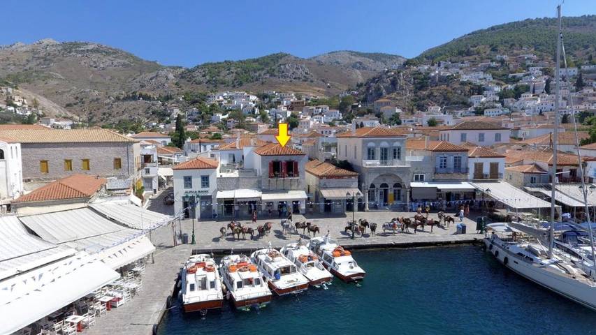 Holiday rental for 4 people, with view and balcony in Hydra