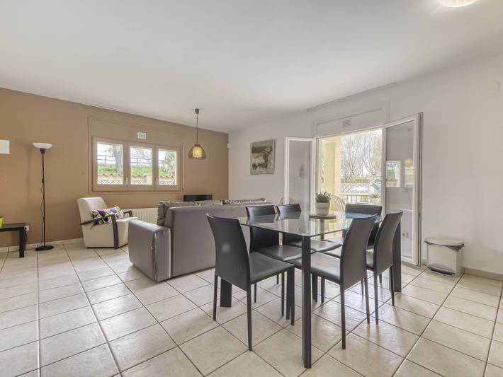 Gîte pour 5 personnes, avec jardin et terrasse à Empuriabrava - 2