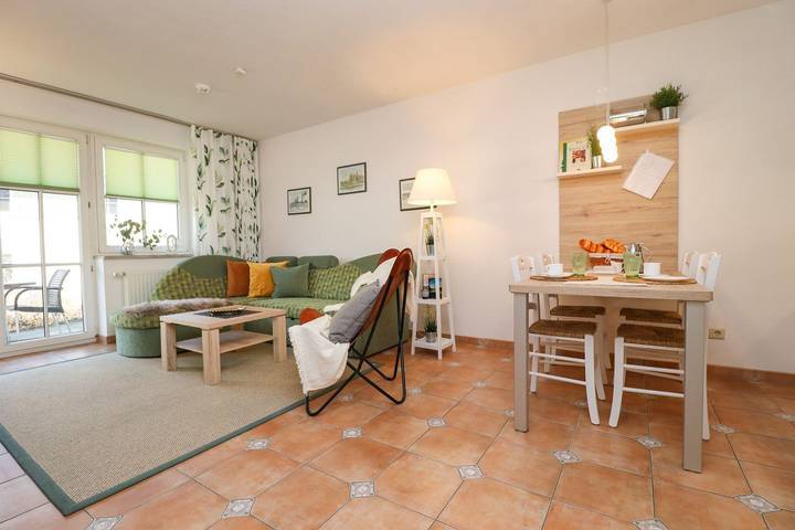 Ferienwohnung für 4 Personen, mit Terrasse in Wustrow