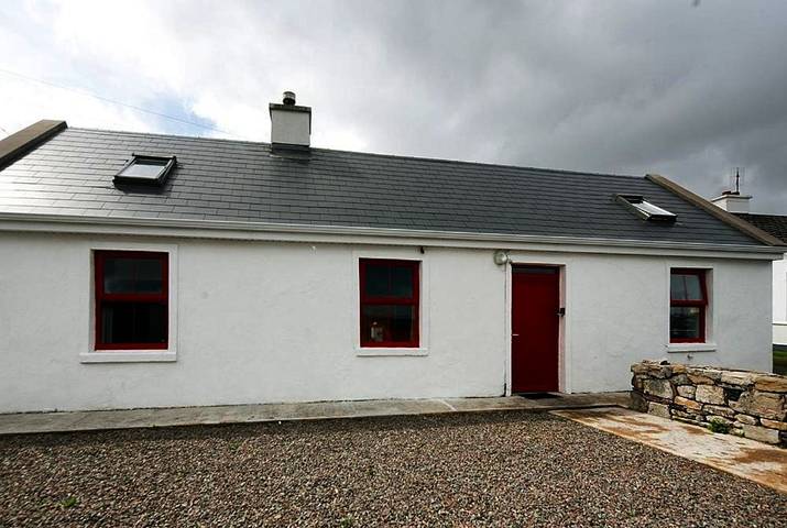 Holiday rental for 4 people, with Garden and View in Achill Island