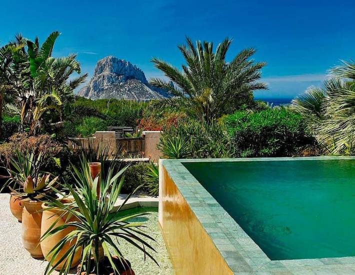 Ferienhaus für 8 Personen, mit Terrasse und Garten sowie Pool und Ausblick in Cala Carbó - 2