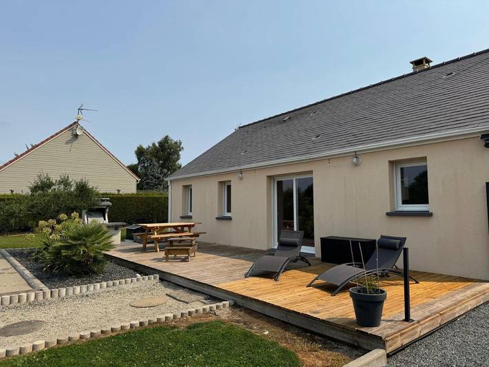 Location de vacances pour 6 personnes, avec jardin et vue, animaux acceptés à Millières