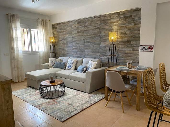 Location de vacances pour 4 personnes, avec piscine et jardin dans Camposol - 3