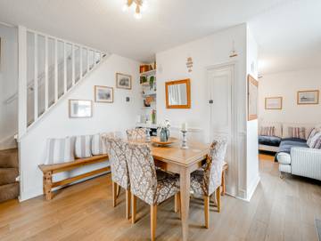 Log Cabin for 6 People in North Yorkshire, Yorkshire, Photo 4