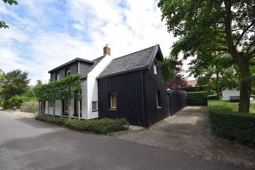 Ferienhaus für 6 Personen, mit Balkon/Terrasse und Terrasse in Oostkapelle