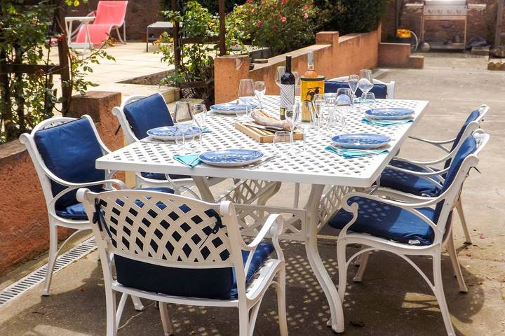 Location de vacances pour 8 personnes, avec terrasse et jardin à Cruzy - 2