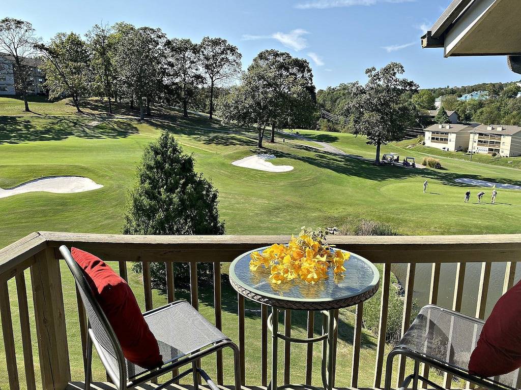 Ganze Wohnung, \"The Loft\" - Innen- / Außenpools in der Nähe von Aktivitäten-Gated Community in Table Rock Lake