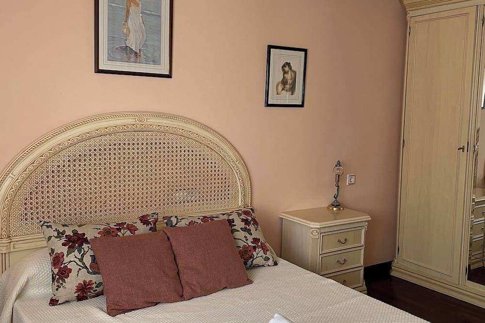 Entire apartment, Ático Familiar Céntrico en Vilanova de Arousa in Vilanova de Arousa, Rías Baixas