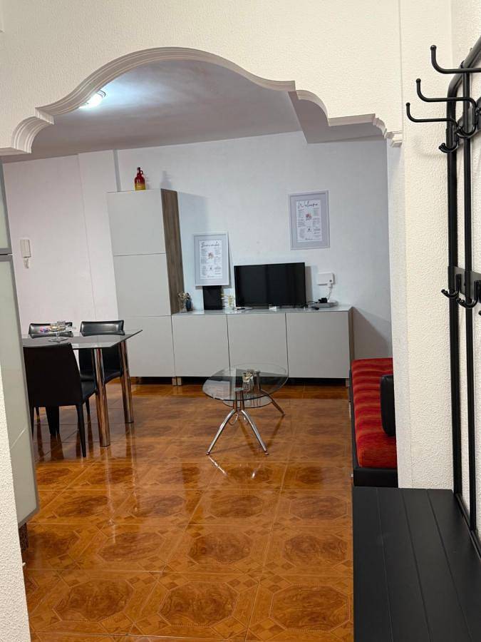 Apartamento para 4 personas, con balcón en Agüimes