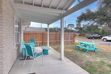 Cabin for 8 Guests in Rockport (Texas), Aransas County, Picture 4