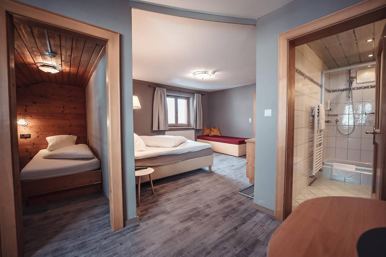 Ganze Ferienwohnung, Familienzimmer in Breitenbach am Inn, Kitzbüheler Alpen