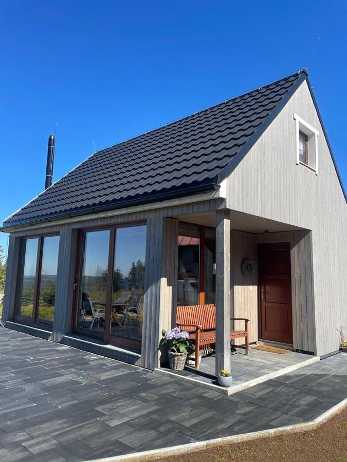 Chalet für 5 Personen, mit Terrasse und Ausblick sowie Garten, mit Haustier im Erzgebirge (Tschechien)