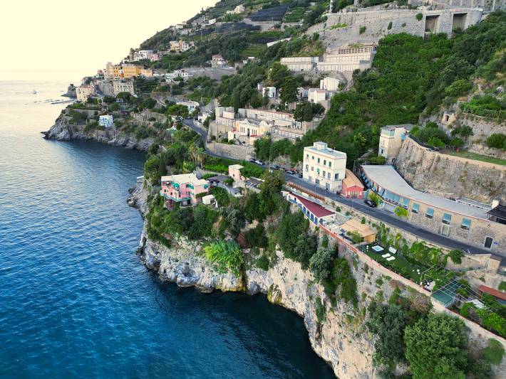 Location de vacances pour 7 personnes, avec terrasse ainsi que jardin et jacuzzi à Ravello - 3