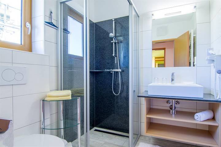 Familienzimmer mit Dusche, Wc in Pichl-Preunegg, Schladming-Dachstein